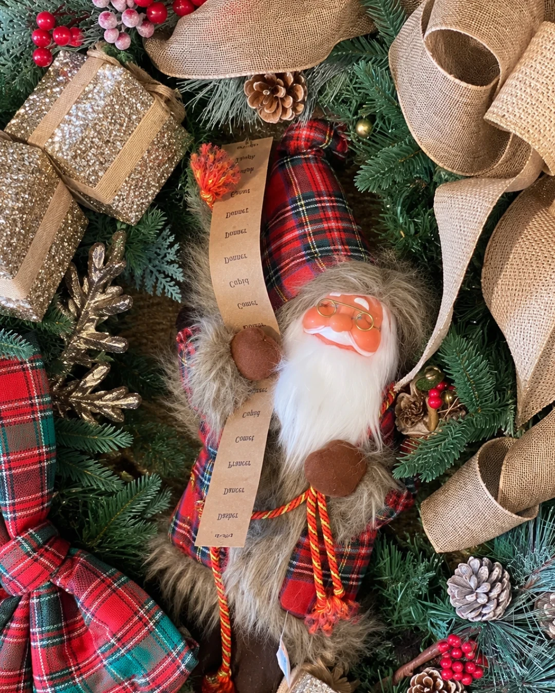 Guirlanda de Natal Papai Noel Rustico xadrez 95cm 3